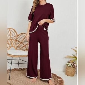 Burgundy Knit Lounge Wide Leg Pants Set with White Trim. Size XXL. NWOT.